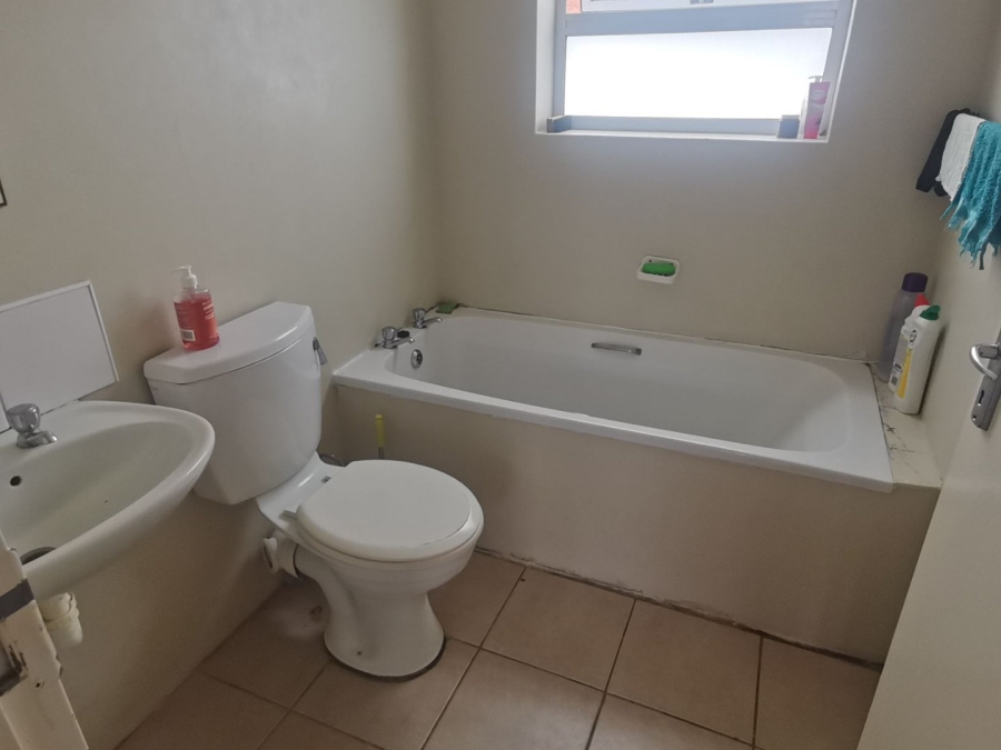 2 Bedroom Property for Sale in Walmer Link Eastern Cape